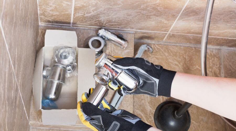 Professional gutter cleaning in Ash, NC